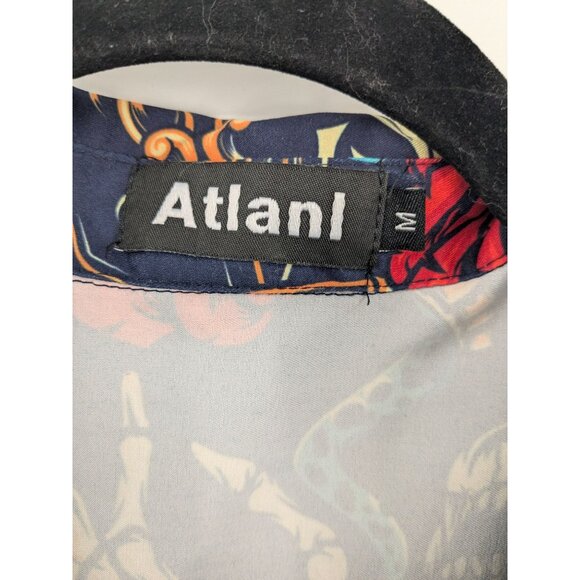 Hawaiian Button Down Men Shirt Size M Skulls Roses Dice Allover Print Retro Art - Picture 8 of 10